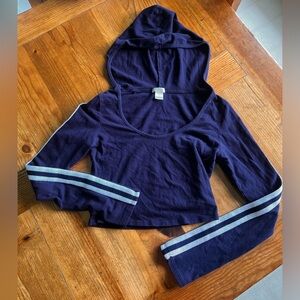 Blue striped cropped long sleeve w/ hoodie